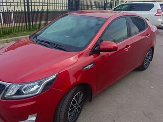 2011 Kia Rio III, красный, 650000 рублей, вид 1