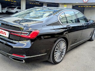 2019 BMW 7 серии 750i xDrive VI (G11/G12) Рестайлинг, чёрный, 6400000 рублей, вид 4