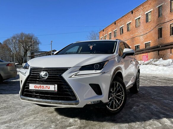 2017 Lexus NX 300 I Рестайлинг, белый - вид 3