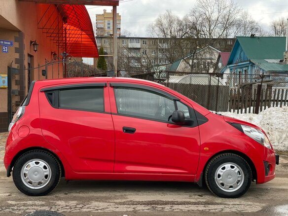 2011 Chevrolet Spark III, красный - вид 1
