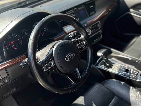 2017 Kia K7 YG (II), серый, 1500000 рублей - вид 6