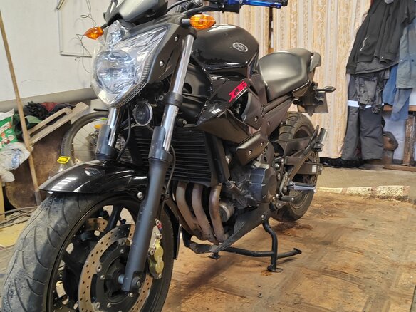 2011 Yamaha XJ6 (FZ6R), чёрный, 490000 рублей - вид 2
