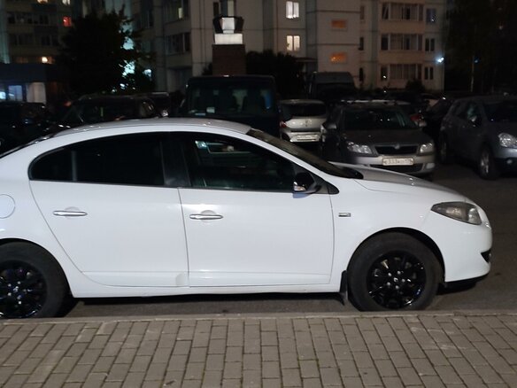 2012 Renault Fluence I, белый, 999000 рублей - вид 4