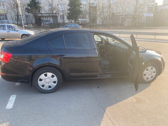 2013 Skoda Octavia III (A7), чёрный - вид 2