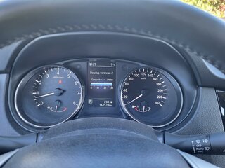 2017 Nissan Qashqai II, чёрный, 1550000 рублей, вид 5