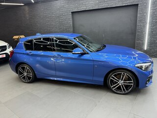 2019 BMW 1 серии 118i II (F20/F21) Рестайлинг 2, синий, 1890000 рублей, вид 3