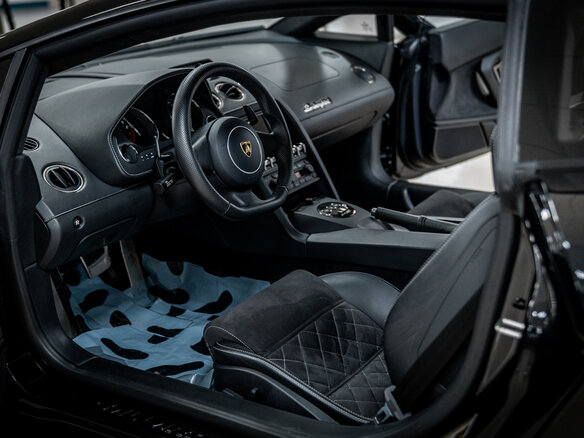2013 Lamborghini Gallardo LP560-4 I Рестайлинг, чёрный - вид 3