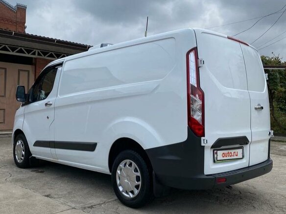 2015 Ford Transit Custom, белый, 2500000 рублей - вид 4