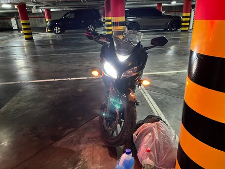 2015 Honda CBR 400R, чёрный, 450000 рублей, вид 2