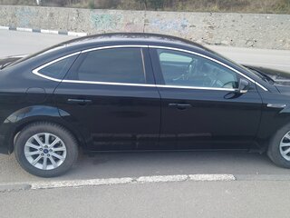 2013 Ford Mondeo IV Рестайлинг, чёрный, 999999 рублей, вид 4