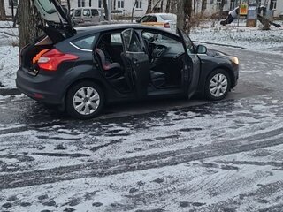 2013 Ford Focus III, чёрный, 920000 рублей, вид 3