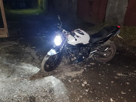 2009 Yamaha FZ6, белый, 500000 рублей, вид 2