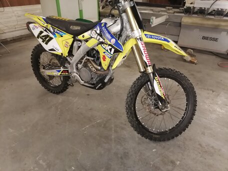 2015 Suzuki RM-Z 250, жёлтый, 300000 рублей, вид 1