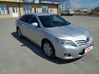 2011 Toyota Camry VI (XV40) Рестайлинг, серебристый, 1350000 рублей, вид 3