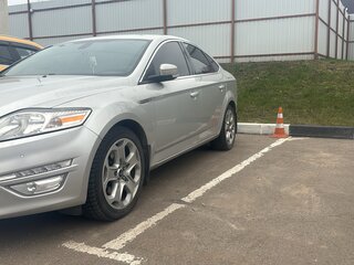 2012 Ford Mondeo IV Рестайлинг, серебристый, 900000 рублей, вид 1