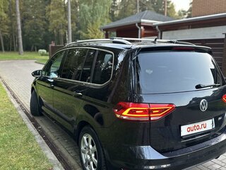2018 Volkswagen Touran DSG6 II, чёрный, 1960000 рублей, вид 4