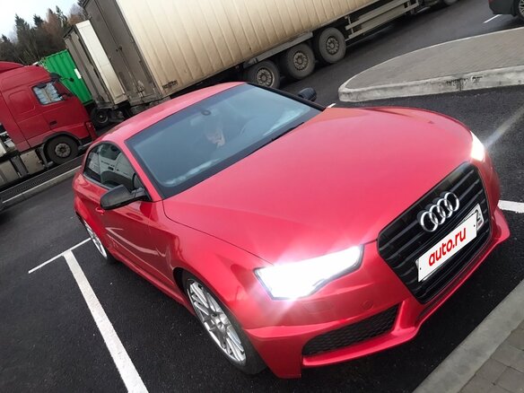 2011 Audi A5 I (8T) Рестайлинг, красный, 1990000 рублей - вид 3