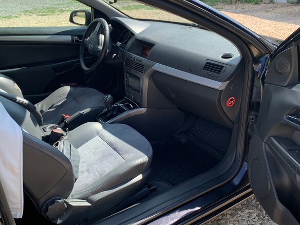 2006 Opel Astra GTC H, чёрный, 420000 рублей - вид 7
