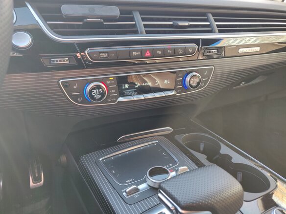 2016 Audi Q7 II (4M), серый, 3650000 рублей - вид 11