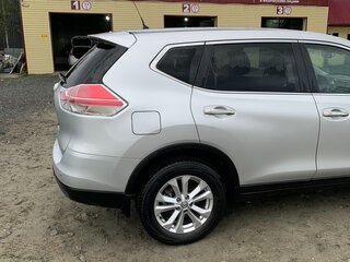2015 Nissan X-Trail III, серебристый, 1800000 рублей, вид 3