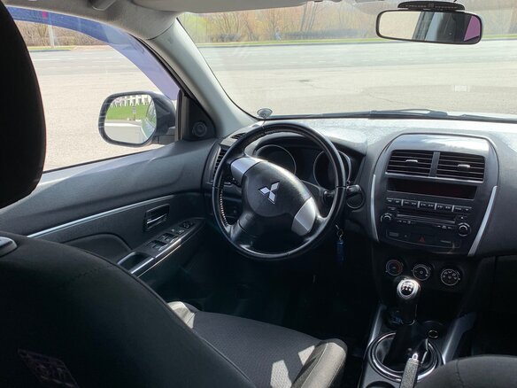 2012 Mitsubishi ASX I, серебристый - вид 12