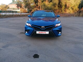 2017 Toyota Camry US Market VIII (XV70), синий, 2600000 рублей, вид 2