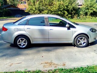 2011 Fiat Linea, серый, 380000 рублей, вид 5