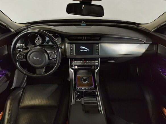 2016 Jaguar XF, коричневый - вид 6