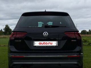 2019 Volkswagen Tiguan II, чёрный, 2920000 рублей, вид 4