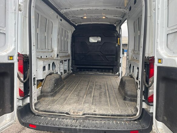 2018 Ford Transit, белый, 2000000 рублей - вид 5