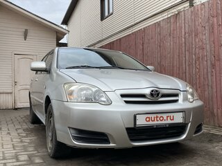 2004 Toyota Corolla IX (E120, E130), серебристый, 370000 рублей, вид 2