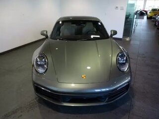 2022 Porsche 911 Carrera 4 VIII (992), зелёный, 18938058 рублей, вид 4