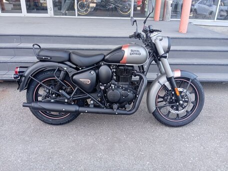 2026 Royal Enfield Classic 350, серый, 520000 рублей, вид 1