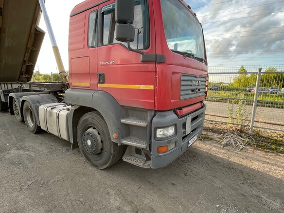 2008 MAN TGA, красный, 2400000 рублей - вид 1