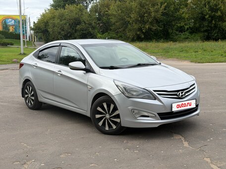 2016 Hyundai Solaris I Рестайлинг, серебристый, вид 3