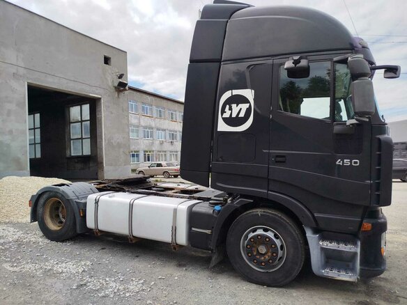 2008 Iveco Stralis, чёрный, 1200000 рублей - вид 3