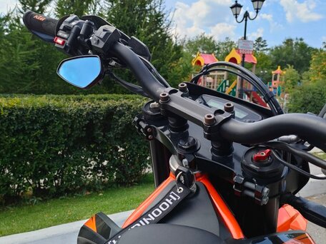 2019 KTM 690 SMC R, белый, 1050000 рублей, вид 4