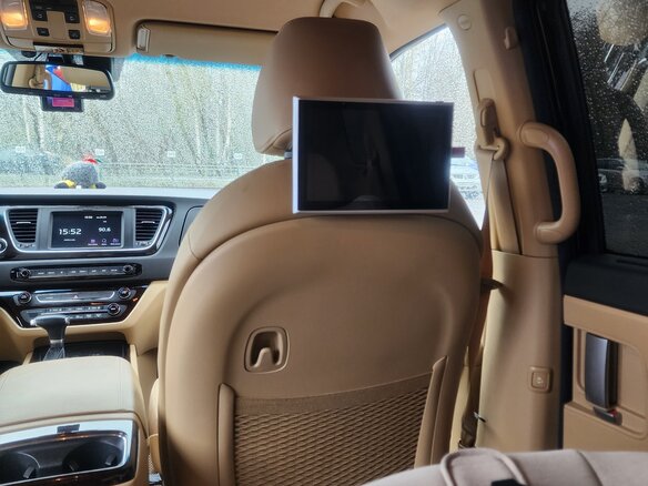 2020 Kia Carnival III, чёрный, 4250000 рублей - вид 21