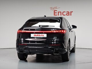 2025 Audi Q5 Sportback TFSI quattro S tronic II (GU), чёрный, 7261700 рублей, вид 4