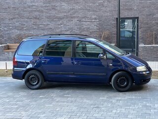 2002 Volkswagen Sharan I Рестайлинг, синий, 425000 рублей, вид 3