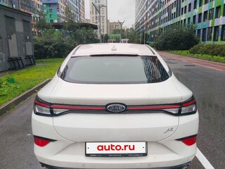 2021 JAC J7 I, белый, 1349000 рублей, вид 3