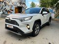 2020 Toyota RAV4 V (XA50), белый