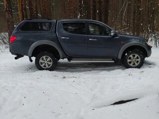 2008 Mitsubishi L200 IV, серый, 1400000 рублей, вид 1