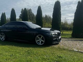 2010 BMW 5 серии 520d VI (F10/F11/F07), чёрный, 2100000 рублей, вид 2