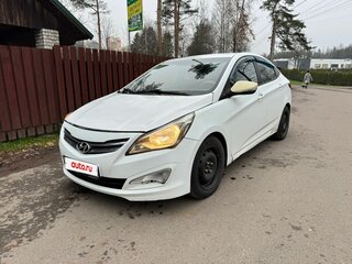 2015 Hyundai Solaris I Рестайлинг, белый, 520500 рублей, вид 3
