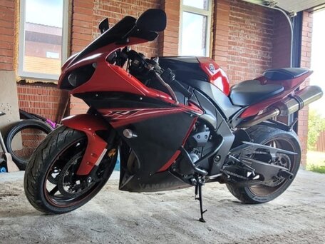 2013 Yamaha YZF-R1, чёрный, 1600000 рублей, вид 3