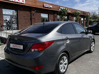 2016 Hyundai Solaris I Рестайлинг, серый, 940000 рублей, вид 4
