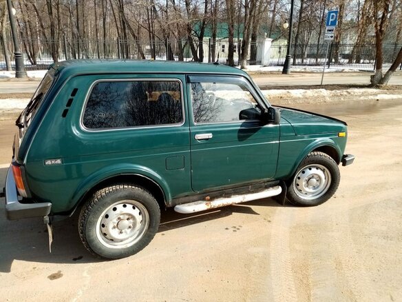 2011 Lada (ВАЗ) 2121 (4x4) I Рестайлинг, зелёный - вид 1