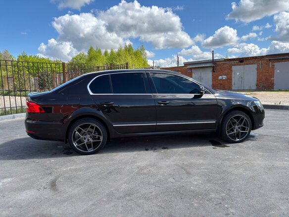 2014 Skoda Superb II Рестайлинг, коричневый, 1000000 рублей - вид 7