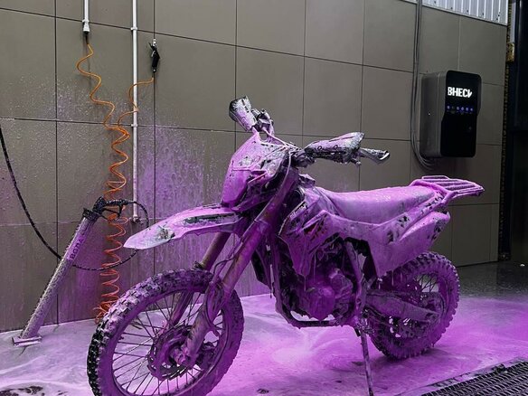 2021 BSE Z3, чёрный, 170000 рублей - вид 2